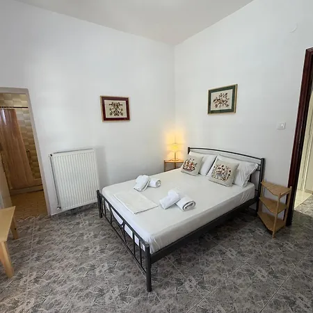 Pagonis Apartament Skyros
